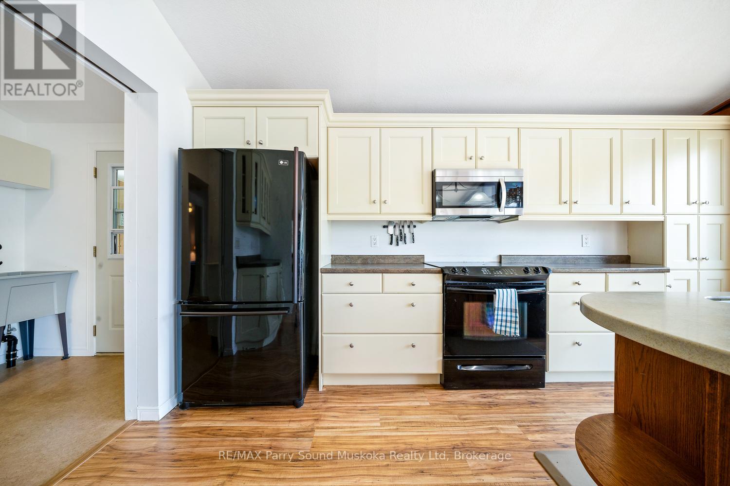 97 Gibson Bay Road, Whitestone, Ontario  P0A 1G0 - Photo 19 - X12266719