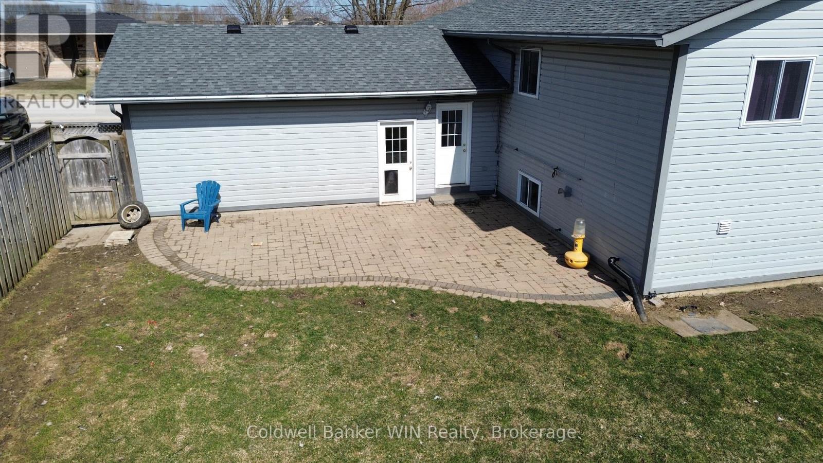 460 King Street E, Wellington North, Ontario  N0G 2L2 - Photo 27 - X12266745