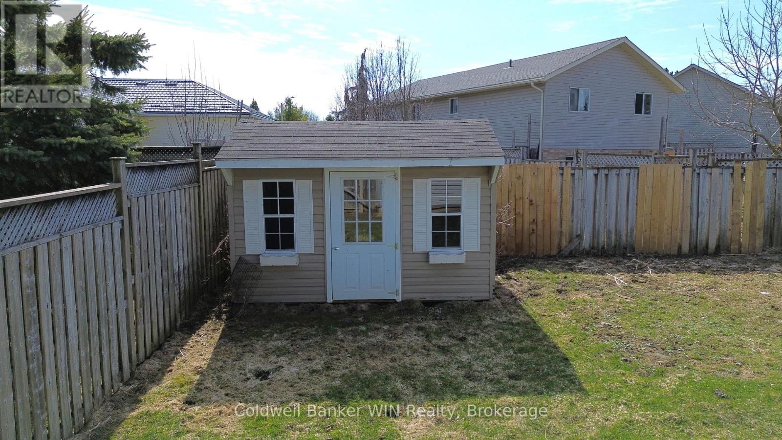 460 King Street E, Wellington North, Ontario  N0G 2L2 - Photo 29 - X12266745
