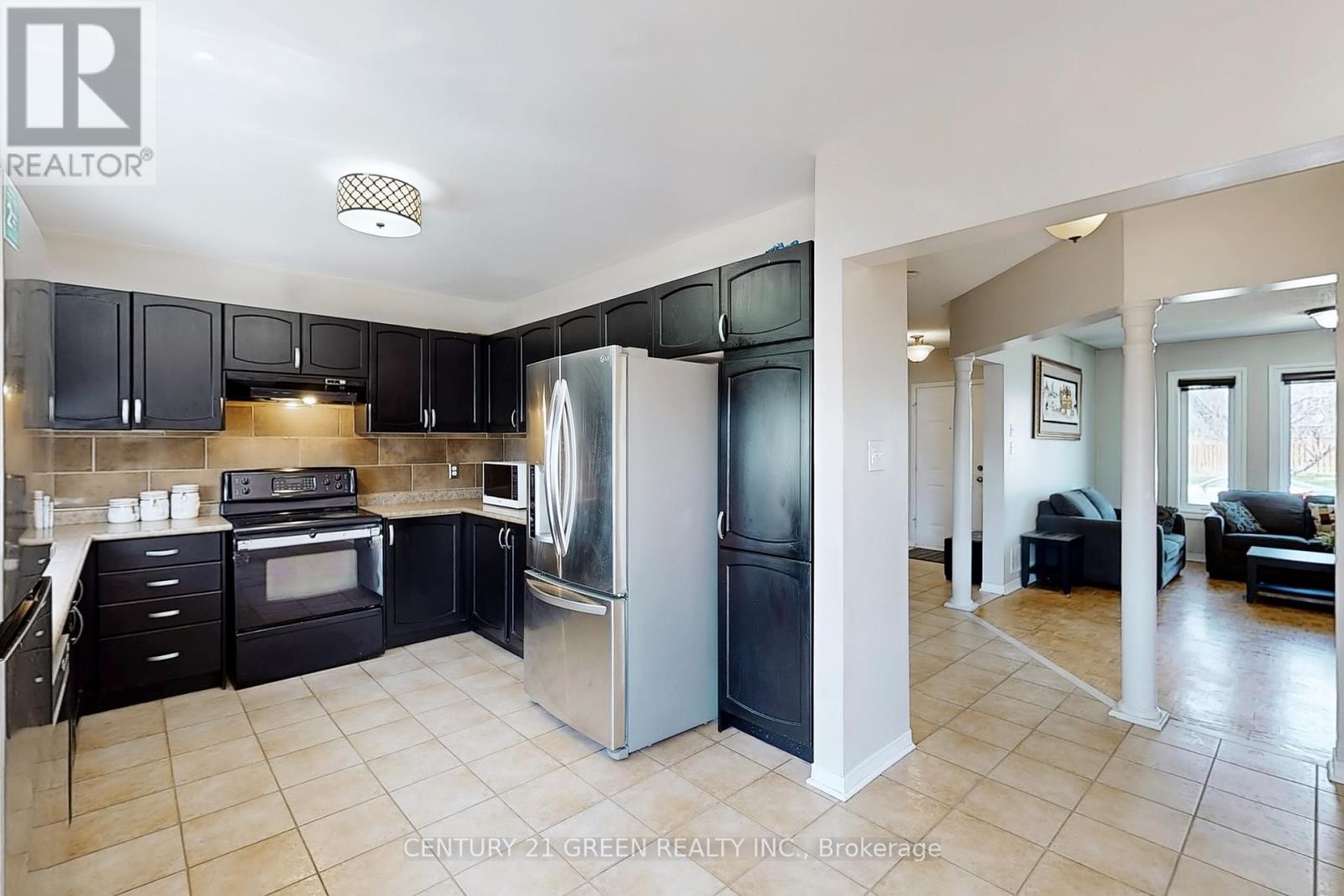 26 Dolphin Song Crescent, Brampton, Ontario  L6R 2A4 - Photo 19 - W12265353