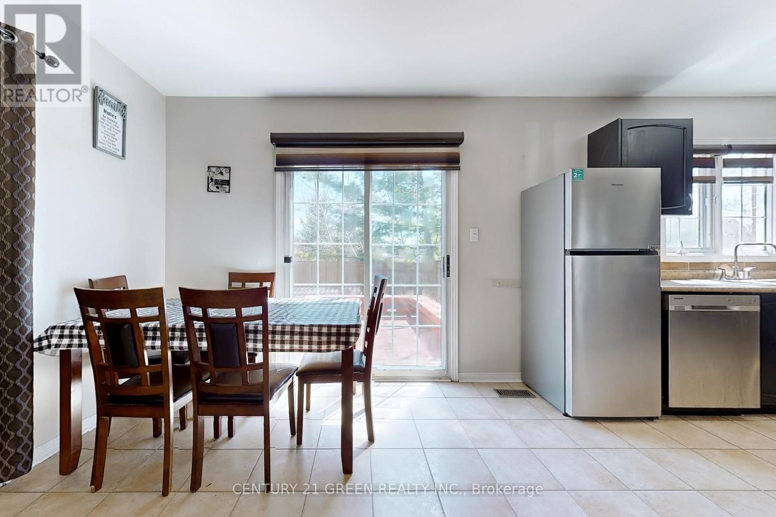 26 Dolphin Song Crescent, Brampton, Ontario  L6R 2A4 - Photo 16 - W12265353