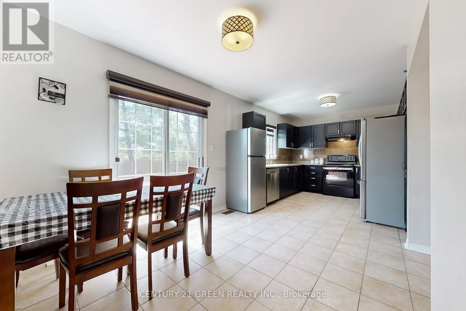 26 Dolphin Song Crescent, Brampton, Ontario  L6R 2A4 - Photo 17 - W12265353