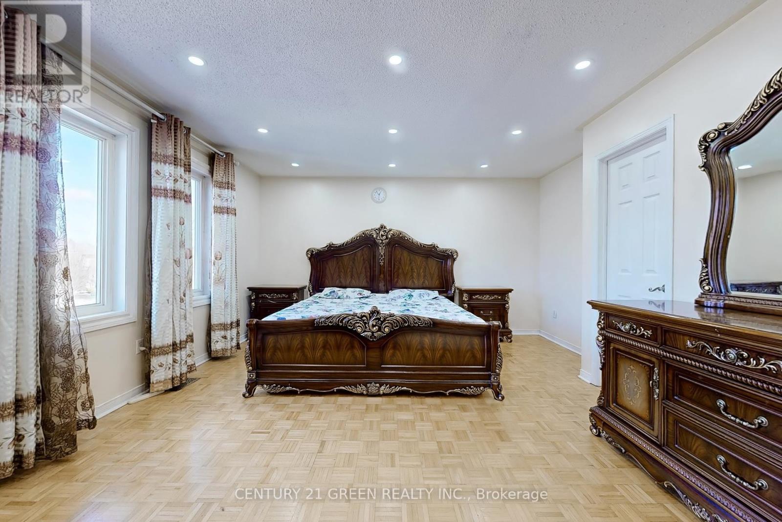 26 Dolphin Song Crescent, Brampton, Ontario  L6R 2A4 - Photo 29 - W12265353