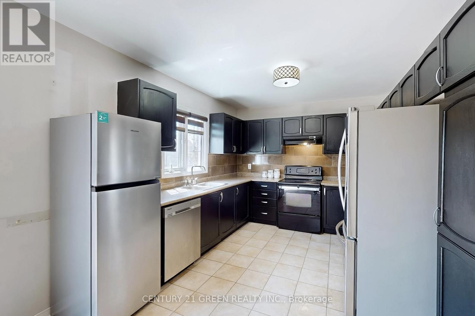 26 Dolphin Song Crescent, Brampton, Ontario  L6R 2A4 - Photo 18 - W12265353