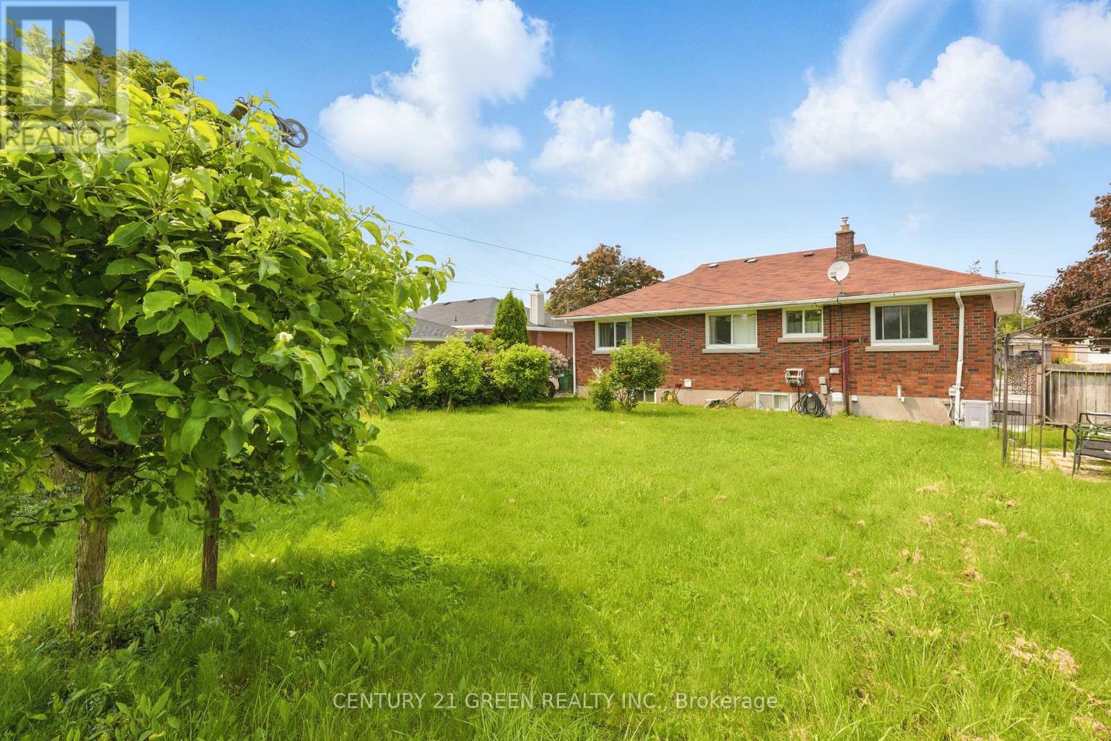 42 Bloomfield Avenue, St. Catharines, Ontario  L2P 1X3 - Photo 28 - X12265342