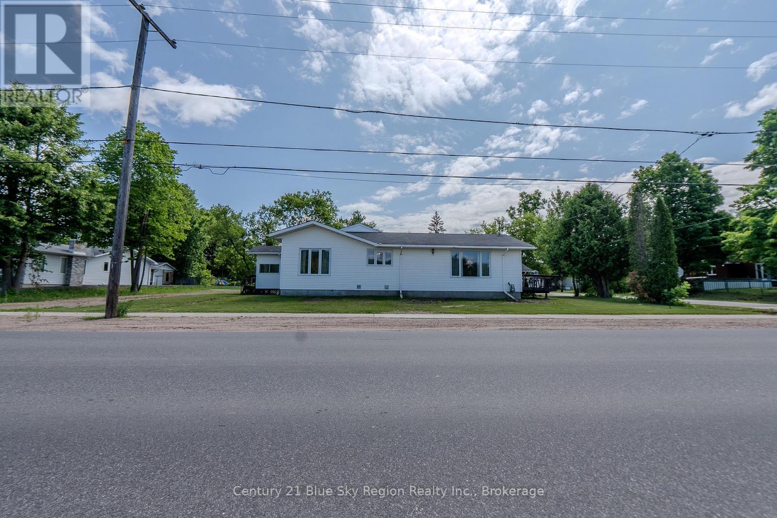 391 Mattawan Street, Mattawa, Ontario  P0H 1V0 - Photo 1 - X12266756