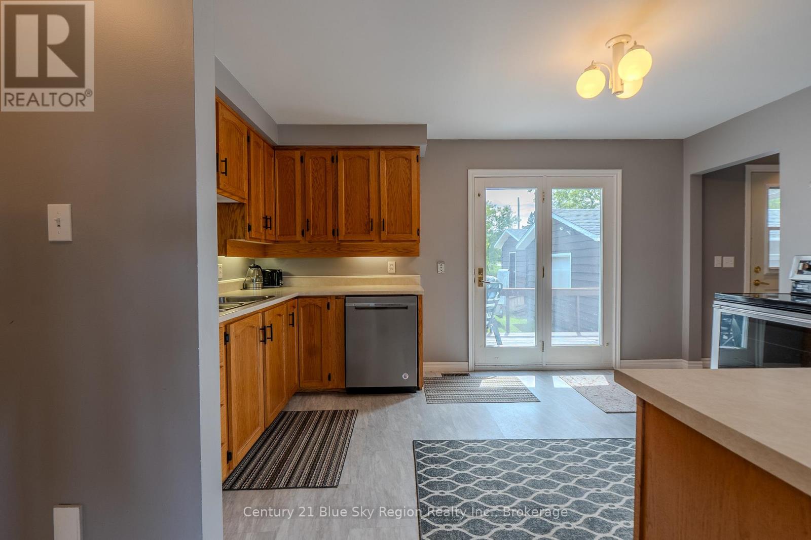 391 Mattawan Street, Mattawa, Ontario  P0H 1V0 - Photo 4 - X12266756