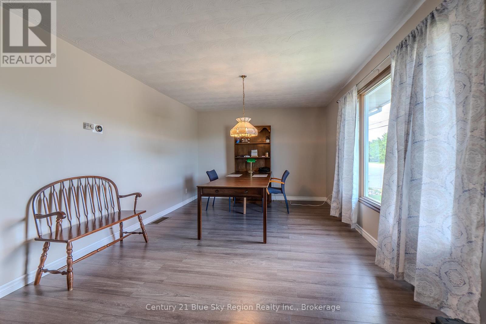 391 Mattawan Street, Mattawa, Ontario  P0H 1V0 - Photo 9 - X12266756