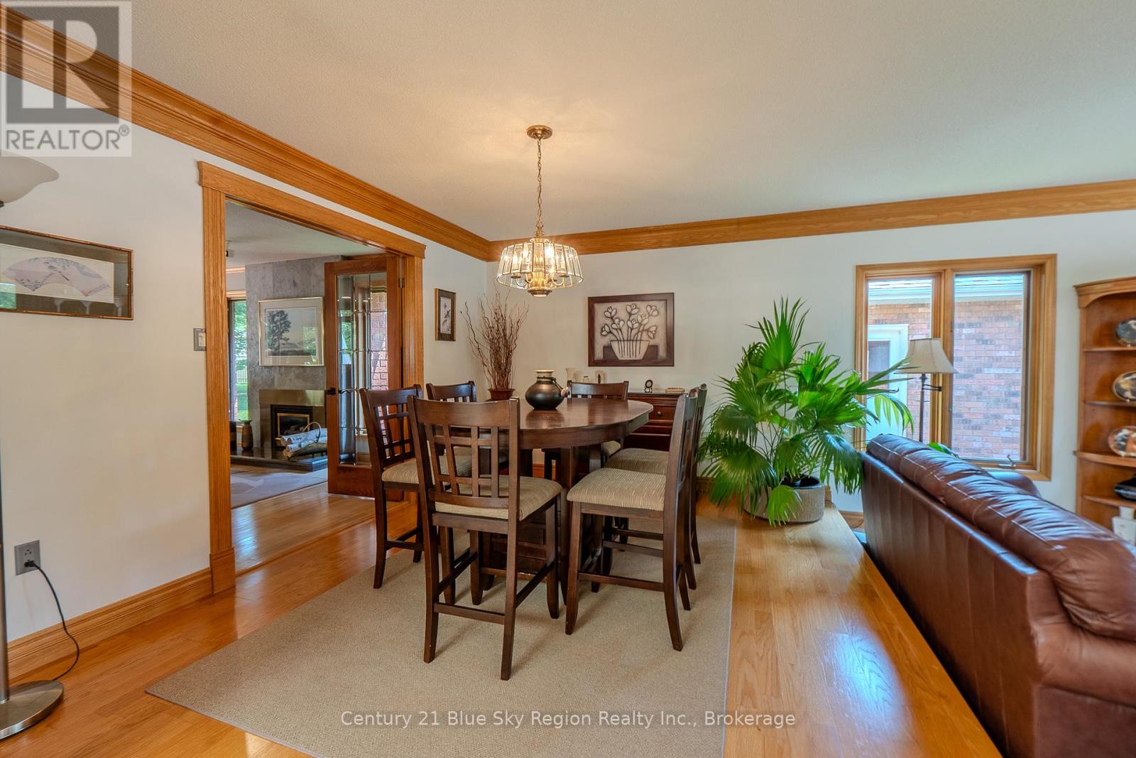 Property at 107 NOTTINGHAM DRIVE image 5