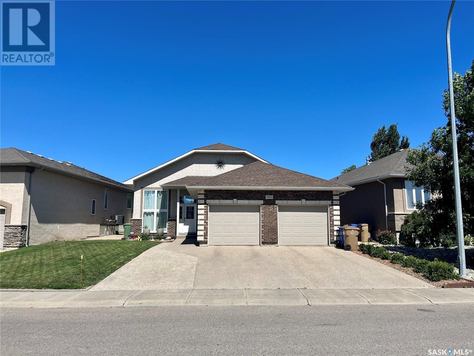 Property at 7091 Maple Ridge DRIVE image 3