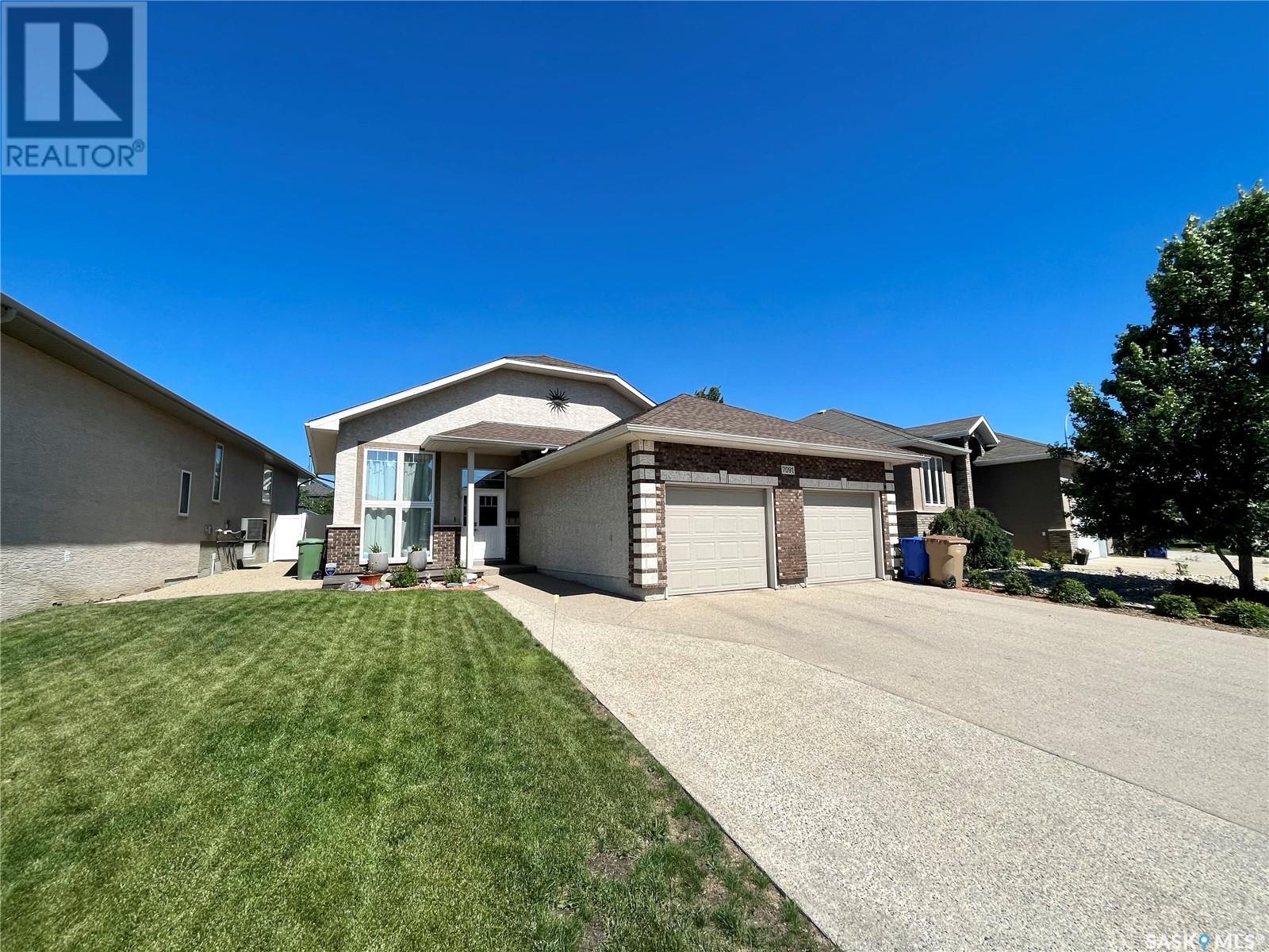 Property at 7091 Maple Ridge DRIVE image 4