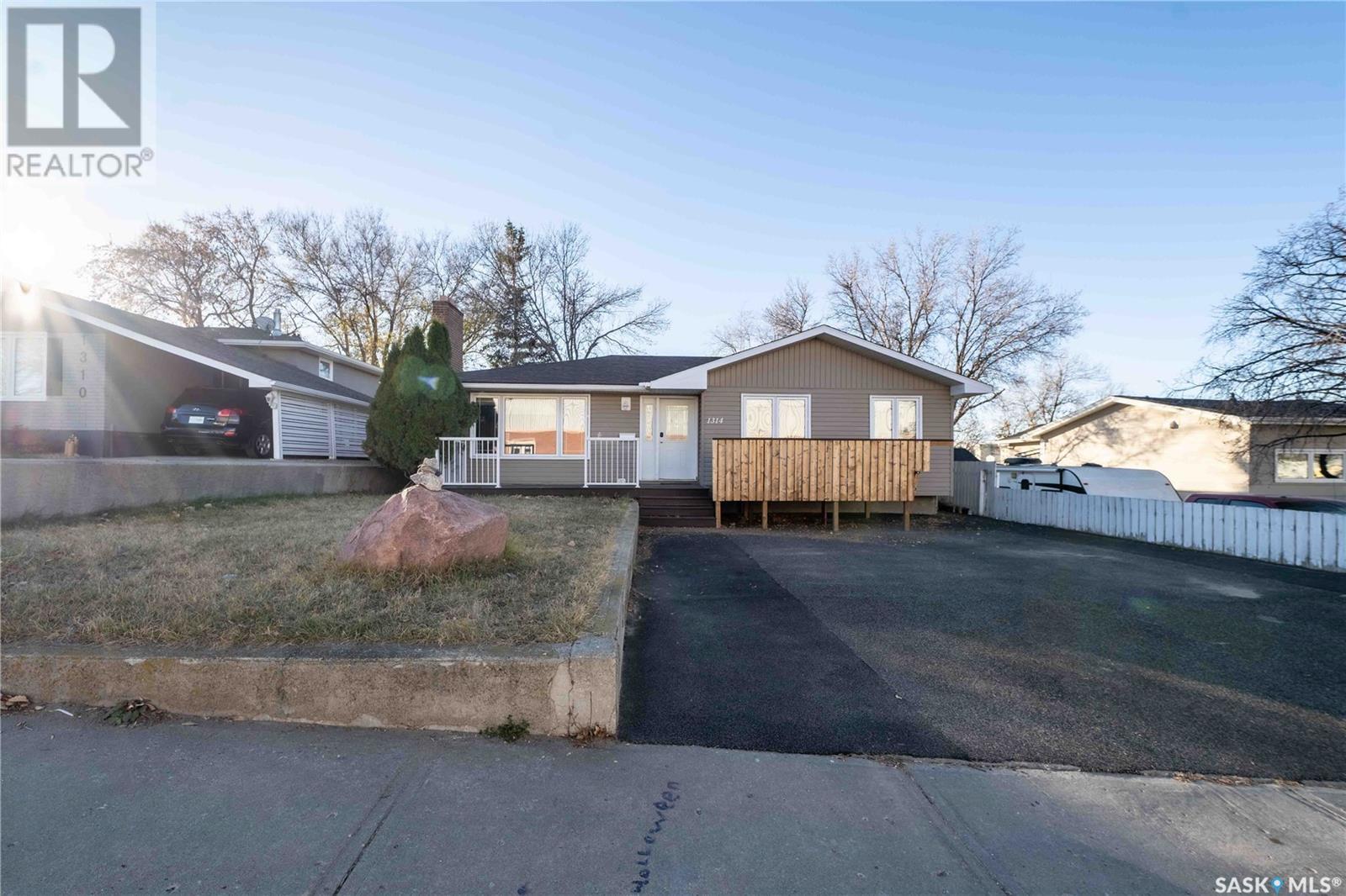 Property at 1314 Henleaze AVENUE image 1