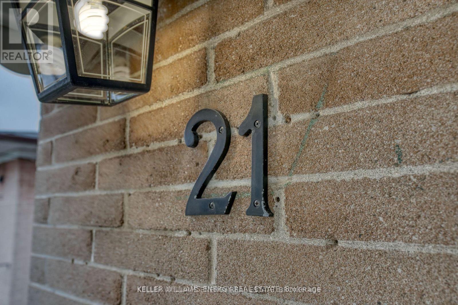 Property at 21 NEAMES CRESCENT image 4