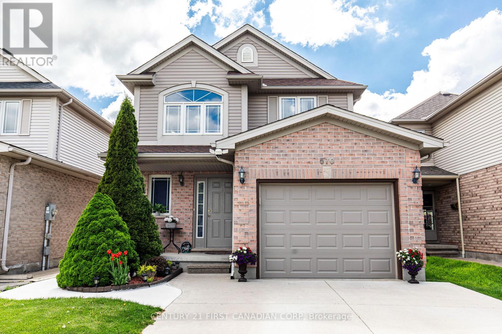 Property at 570 CUTHBERT CIRCLE image 1