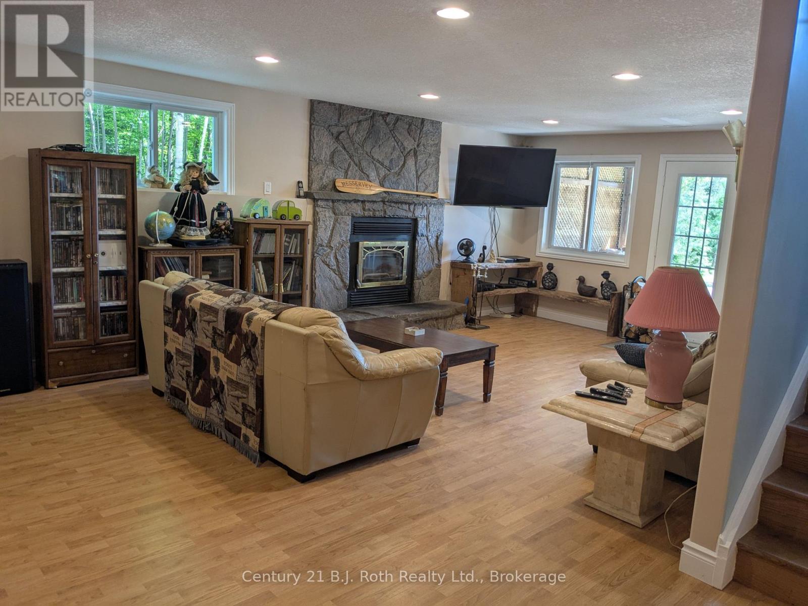77 Holden Road, Magnetawan, Ontario  P0A 1P0 - Photo 28 - X12266253
