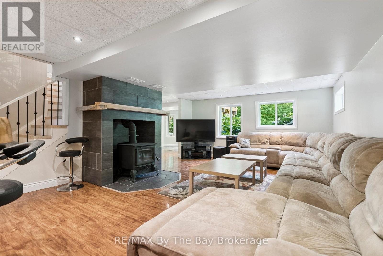 19 Gillespie Trail Se, Essa, Ontario  L3W 0V1 - Photo 31 - N12266899