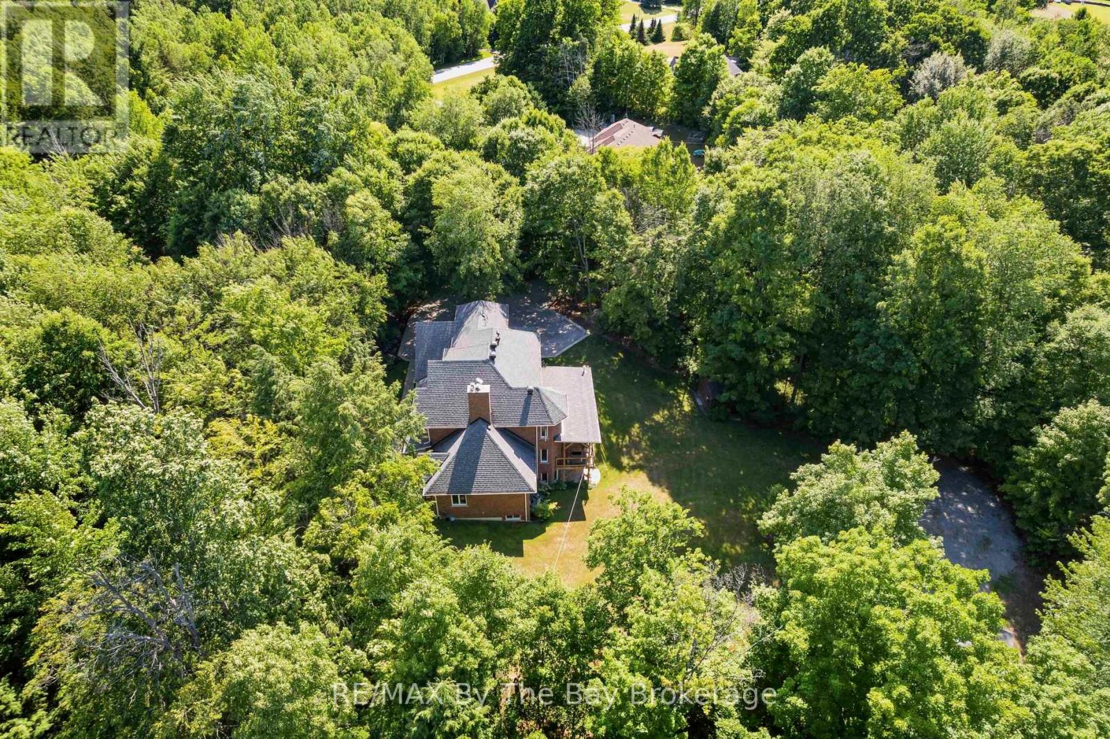 19 Gillespie Trail Se, Essa, Ontario  L3W 0V1 - Photo 47 - N12266899