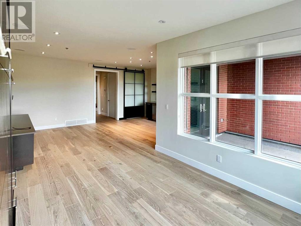 Property at 113 Aspen Meadows Hill SW image 3