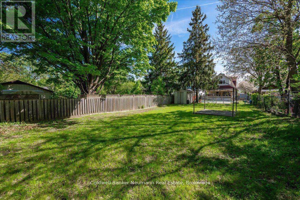 73 Terrace Hill Street, Brantford, Ontario  N3R 1G2 - Photo 30 - X12266802