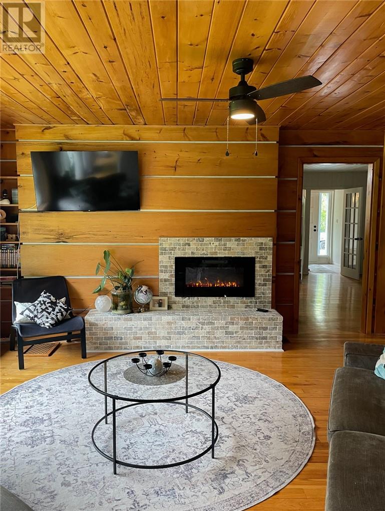 1 Wright Street S, Gore Bay, Ontario  P0P 1H0 - Photo 25 - 2123114