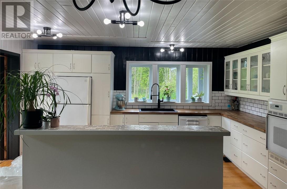 1 Wright Street S, Gore Bay, Ontario  P0P 1H0 - Photo 6 - 2123114