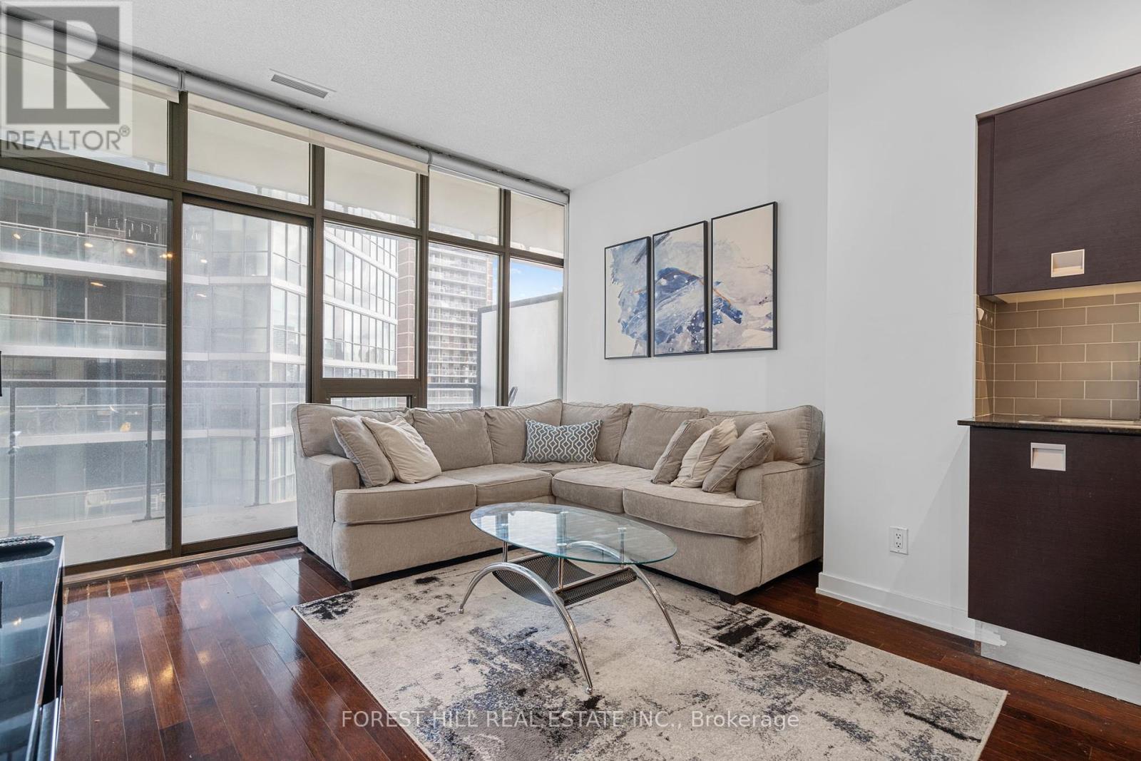 1101 - 33 Charles Street, Toronto (Bay Street Corridor), Ontario  M4Y 1R9 - Photo 17 - C12266889