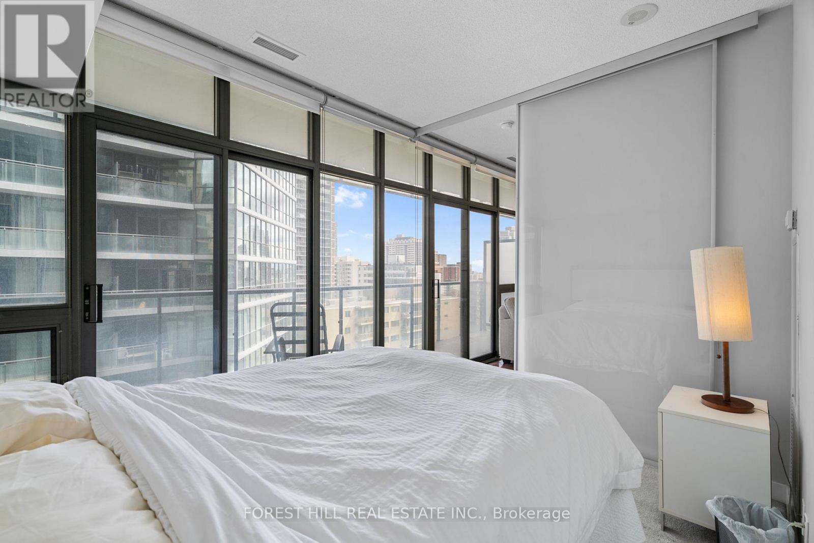 1101 - 33 Charles Street, Toronto (Bay Street Corridor), Ontario  M4Y 1R9 - Photo 19 - C12266889