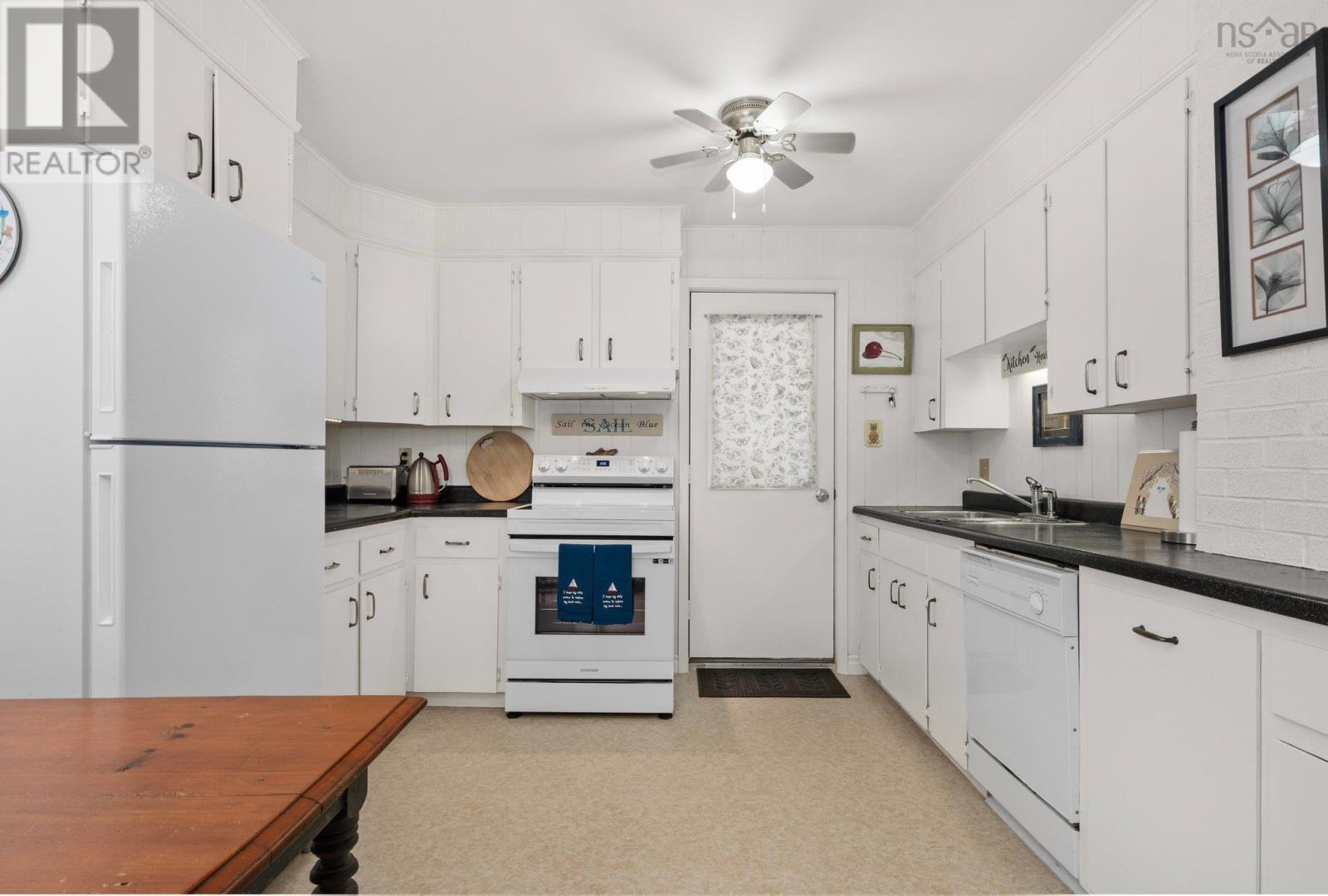 421 Pleasant Street, New Glasgow, Nova Scotia  B2H 2Z4 - Photo 21 - 202513435