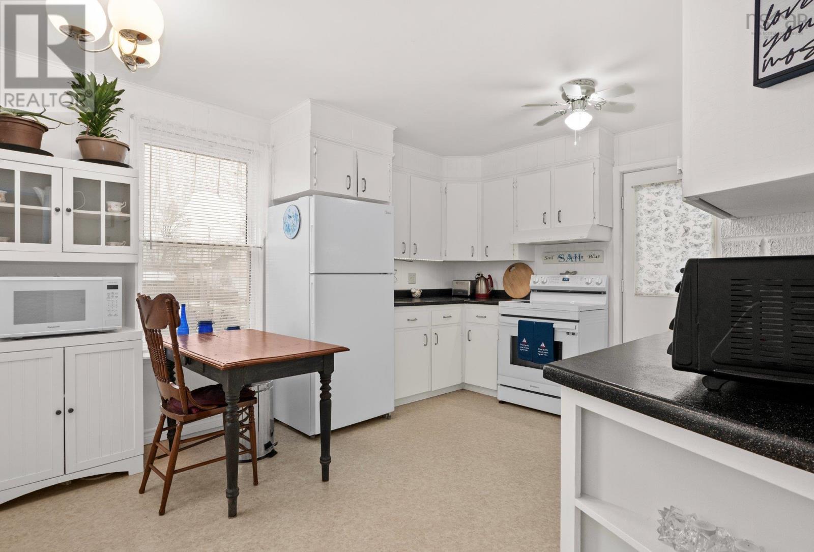 421 Pleasant Street, New Glasgow, Nova Scotia  B2H 2Z4 - Photo 19 - 202513435