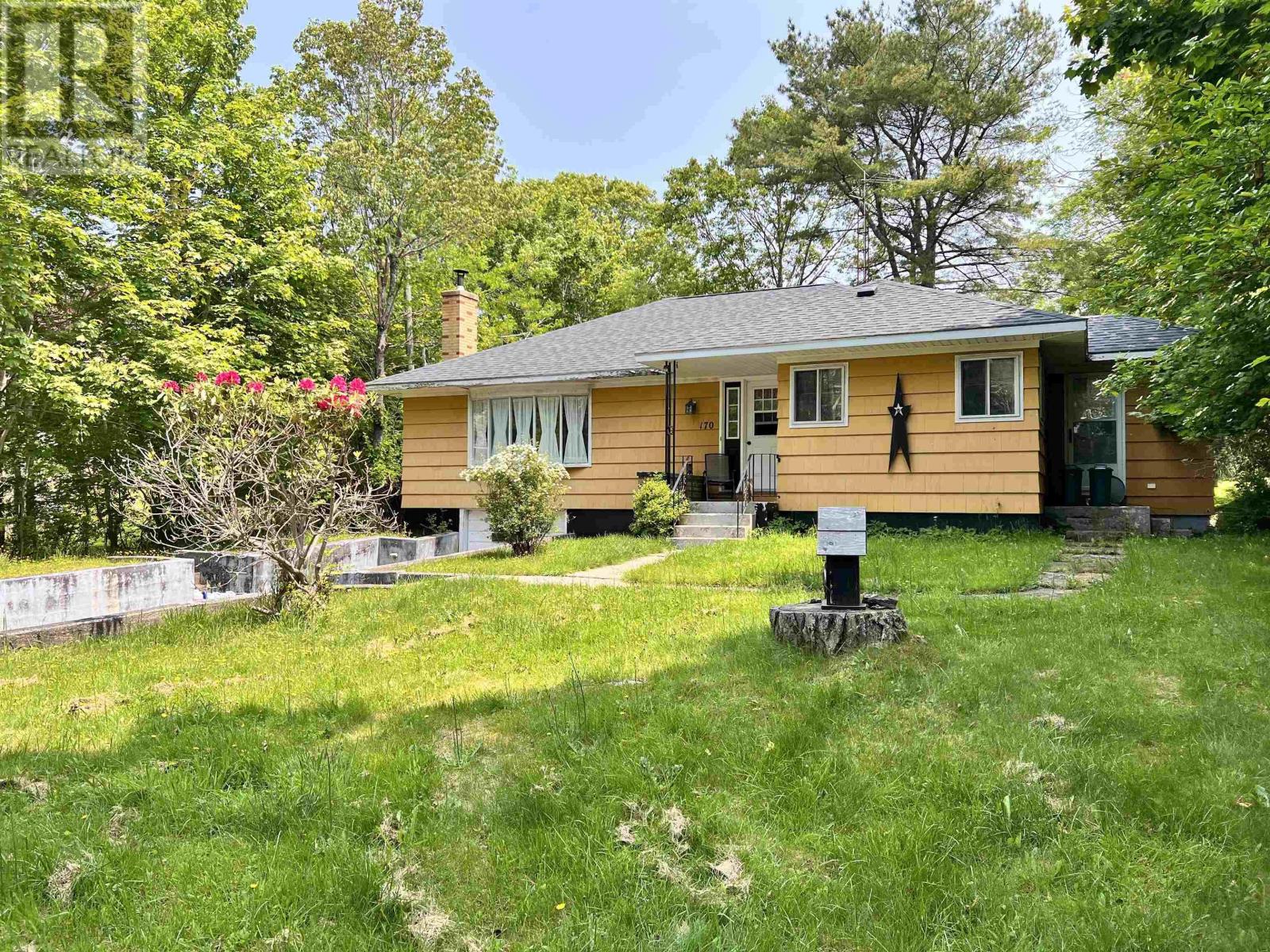 170 Digby Street, Shelburne, Nova Scotia  B0T 1W0 - Photo 1 - 202514114