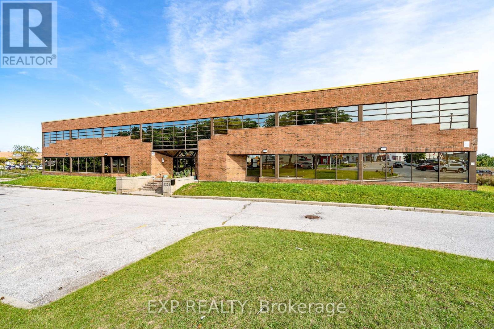 2275 Markham Road, Toronto (Malvern), Ontario  M1B 2W3 - Photo 1 - E12266821