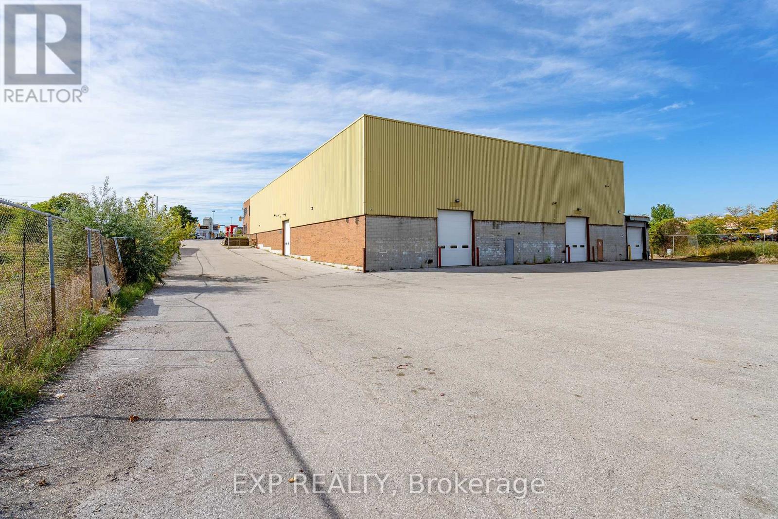 2275 Markham Road, Toronto (Malvern), Ontario  M1B 2W3 - Photo 15 - E12266821