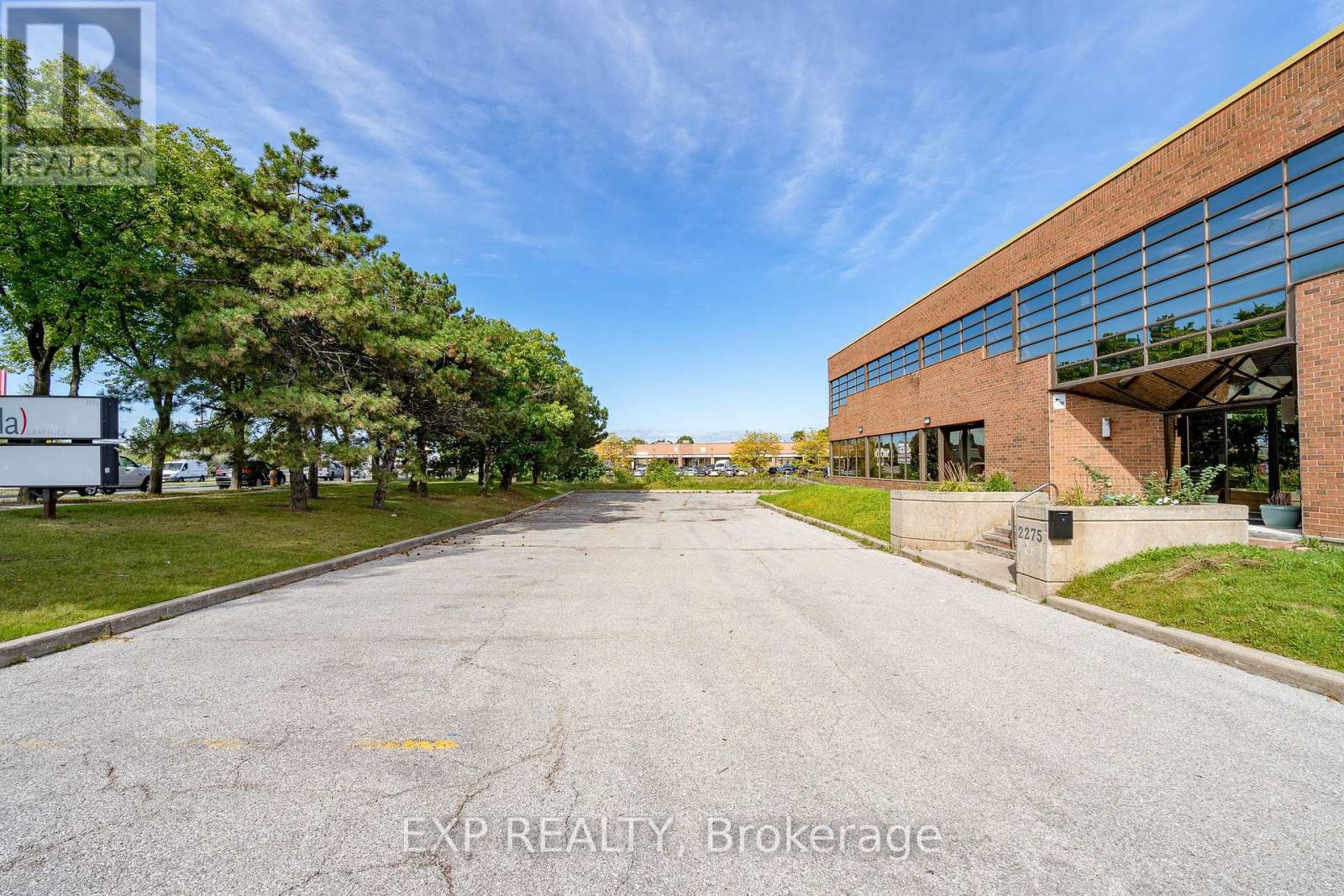 2275 Markham Road, Toronto (Malvern), Ontario  M1B 2W3 - Photo 5 - E12266821
