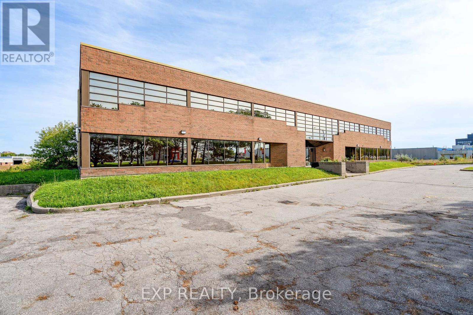 2275 Markham Road, Toronto (Malvern), Ontario  M1B 2W3 - Photo 7 - E12266821