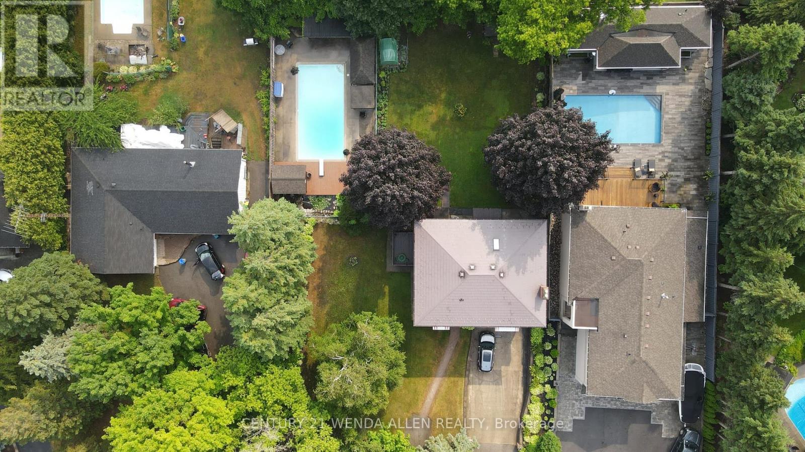Property at 1873 WOODVIEW AVENUE image 2