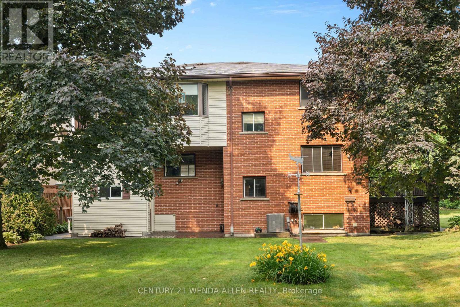 1873 Woodview Avenue, Pickering (Highbush), Ontario  L1V 1L5 - Photo 42 - E12266905