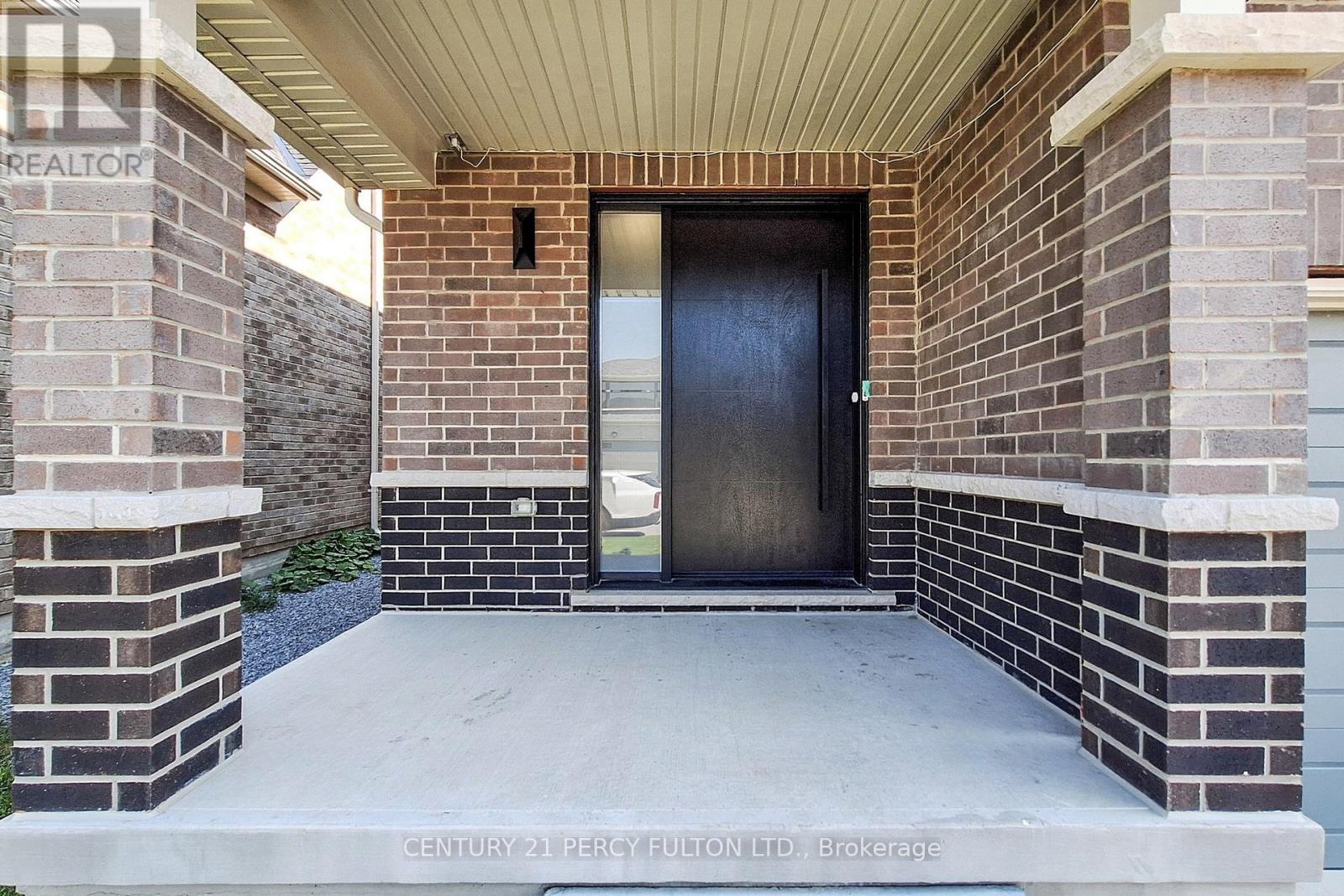 Property at 23 SAM BATTAGLIA CRESCENT image 3