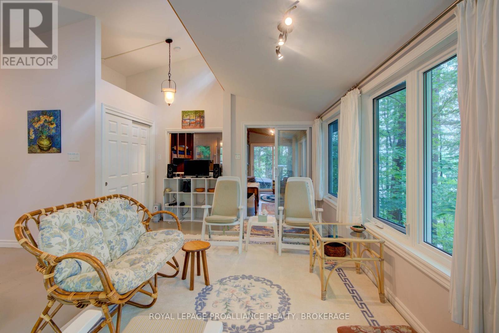 7 Scarlett Lane, Rideau Lakes, Ontario  K0G 1X0 - Photo 31 - X12267015