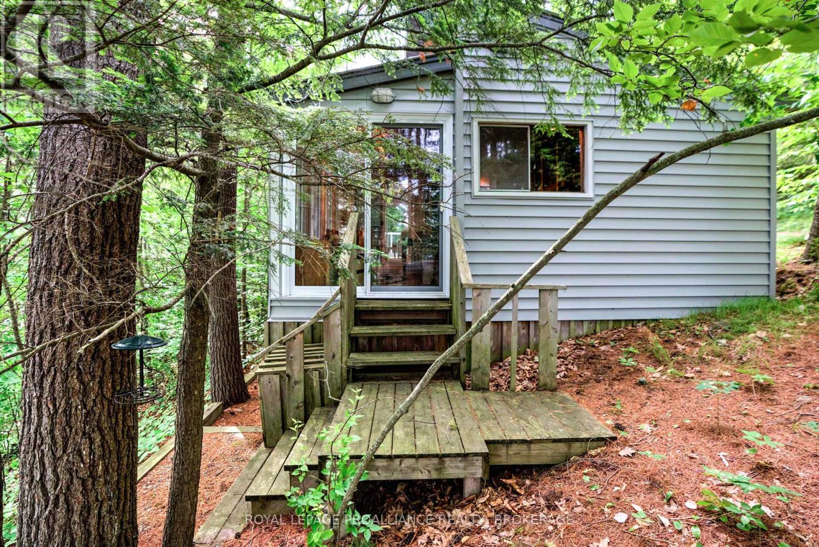 7 Scarlett Lane, Rideau Lakes, Ontario  K0G 1X0 - Photo 44 - X12267015