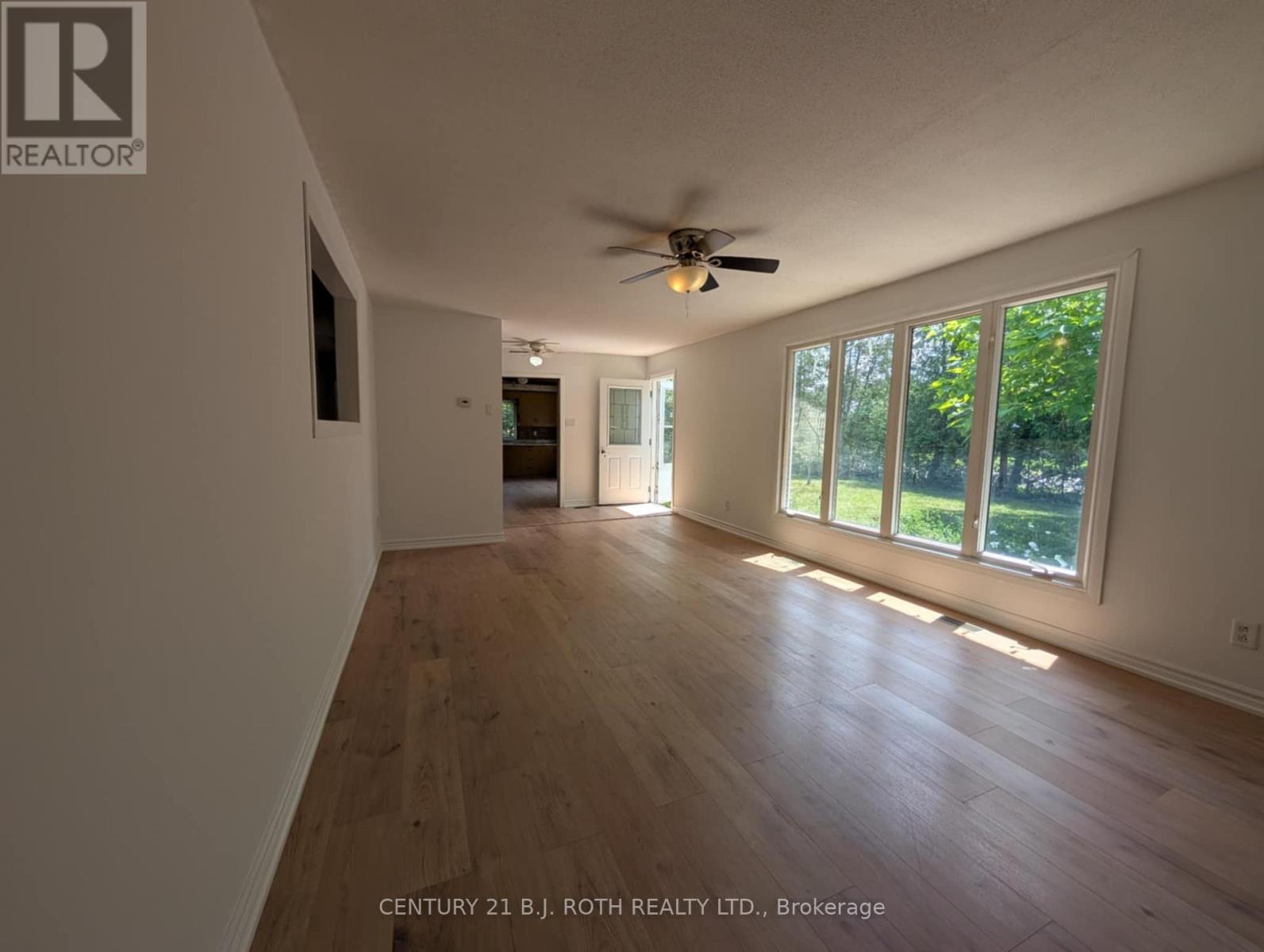 Property at 890 LEBANON DRIVE image 5