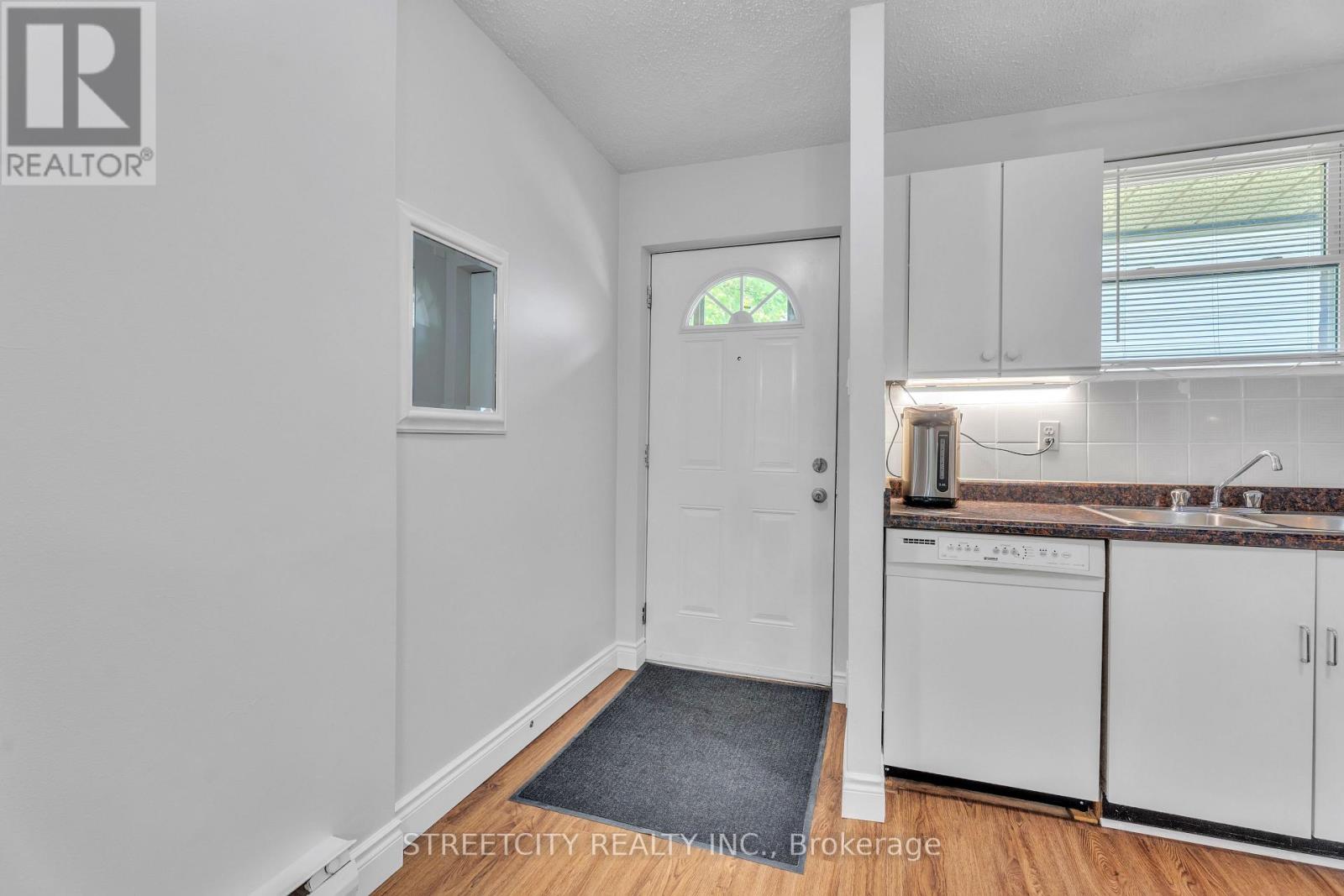 Property at 59 - 1919 TRAFALGAR STREET image 4