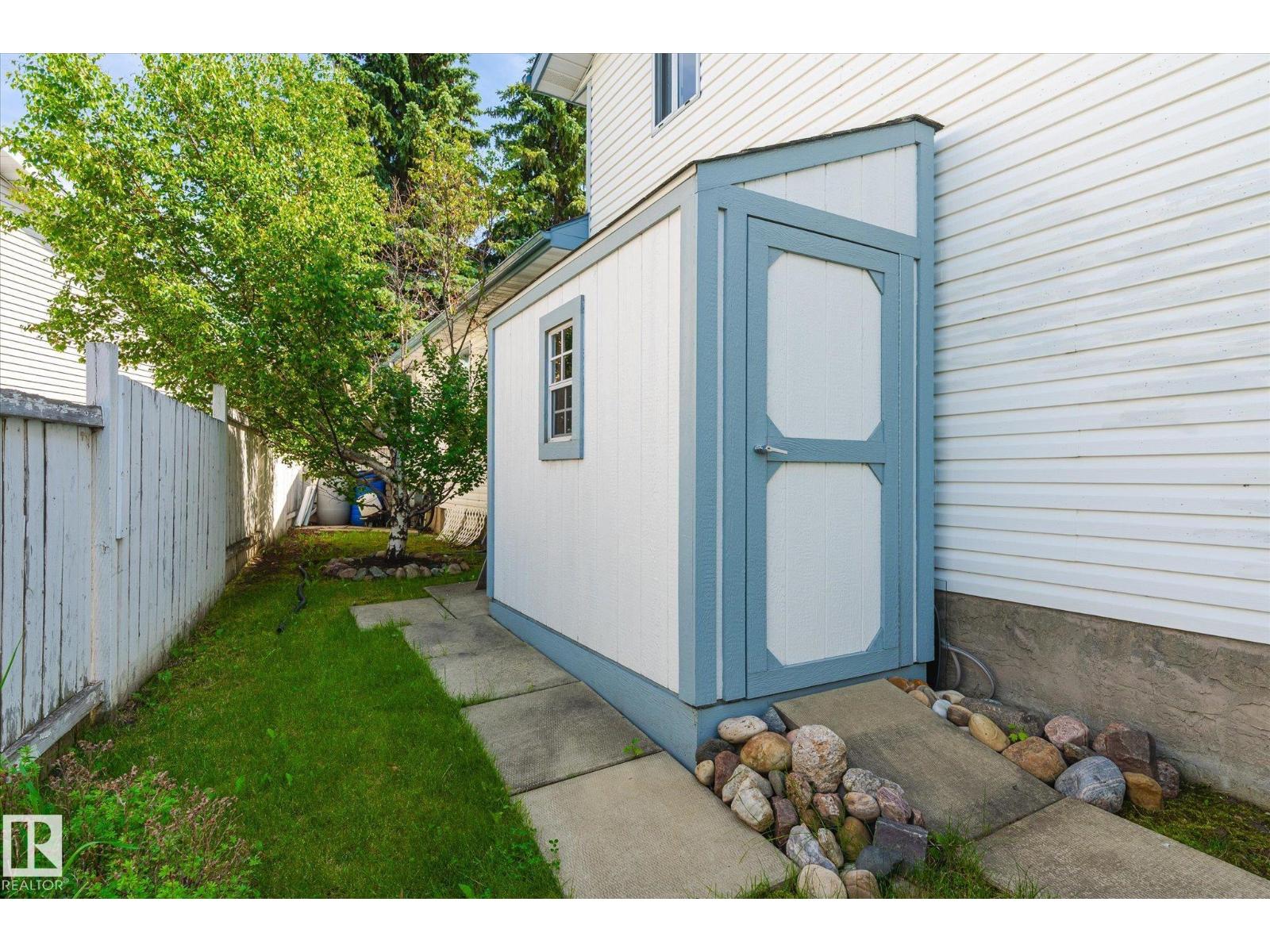 Property at 4420 36A ST NW image 5