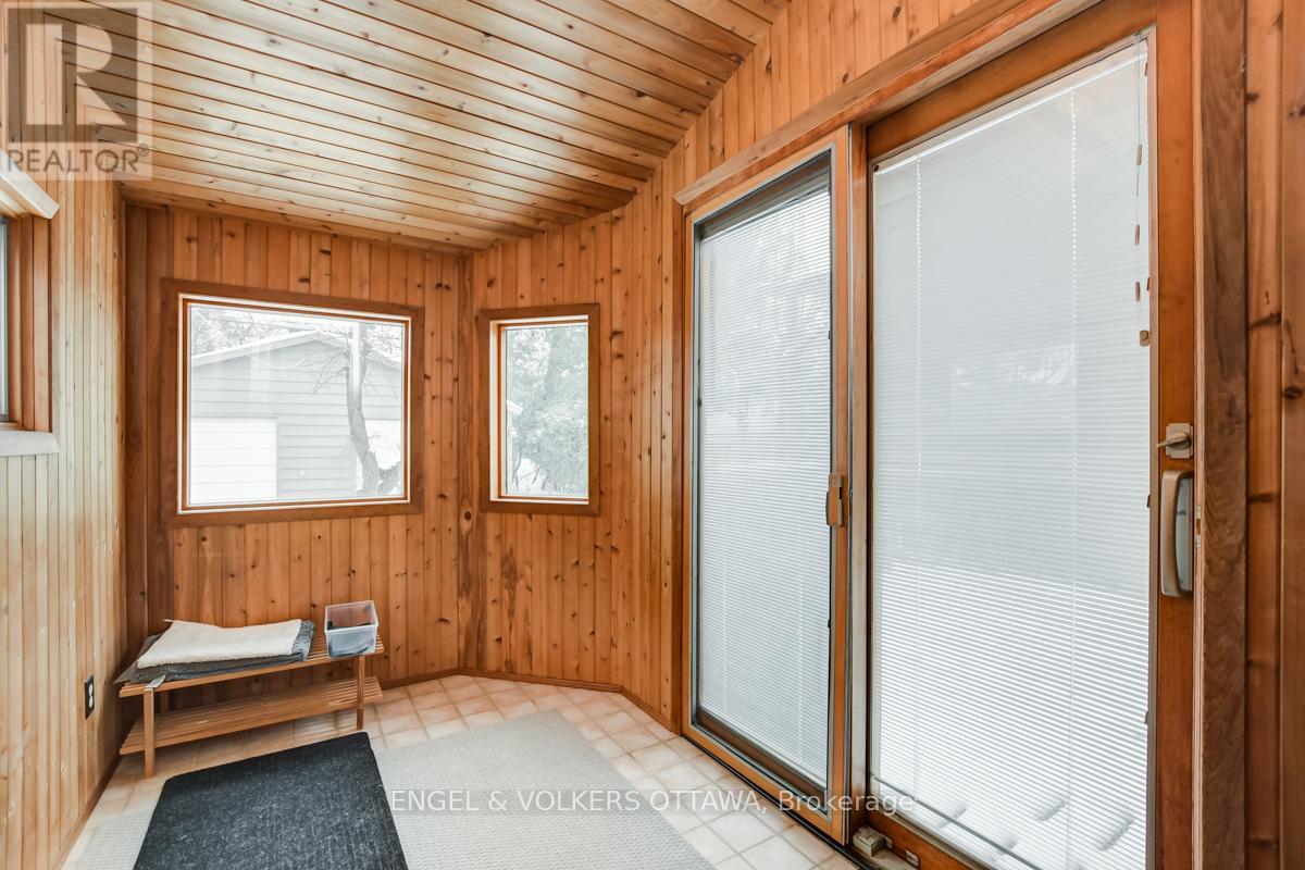 139 Goulburn Avenue, Ottawa, Ontario  K1N 8E3 - Photo 12 - X12266954