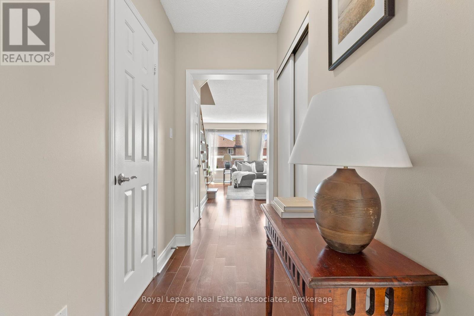 Property at 7 - 4605 DONEGAL DRIVE image 3