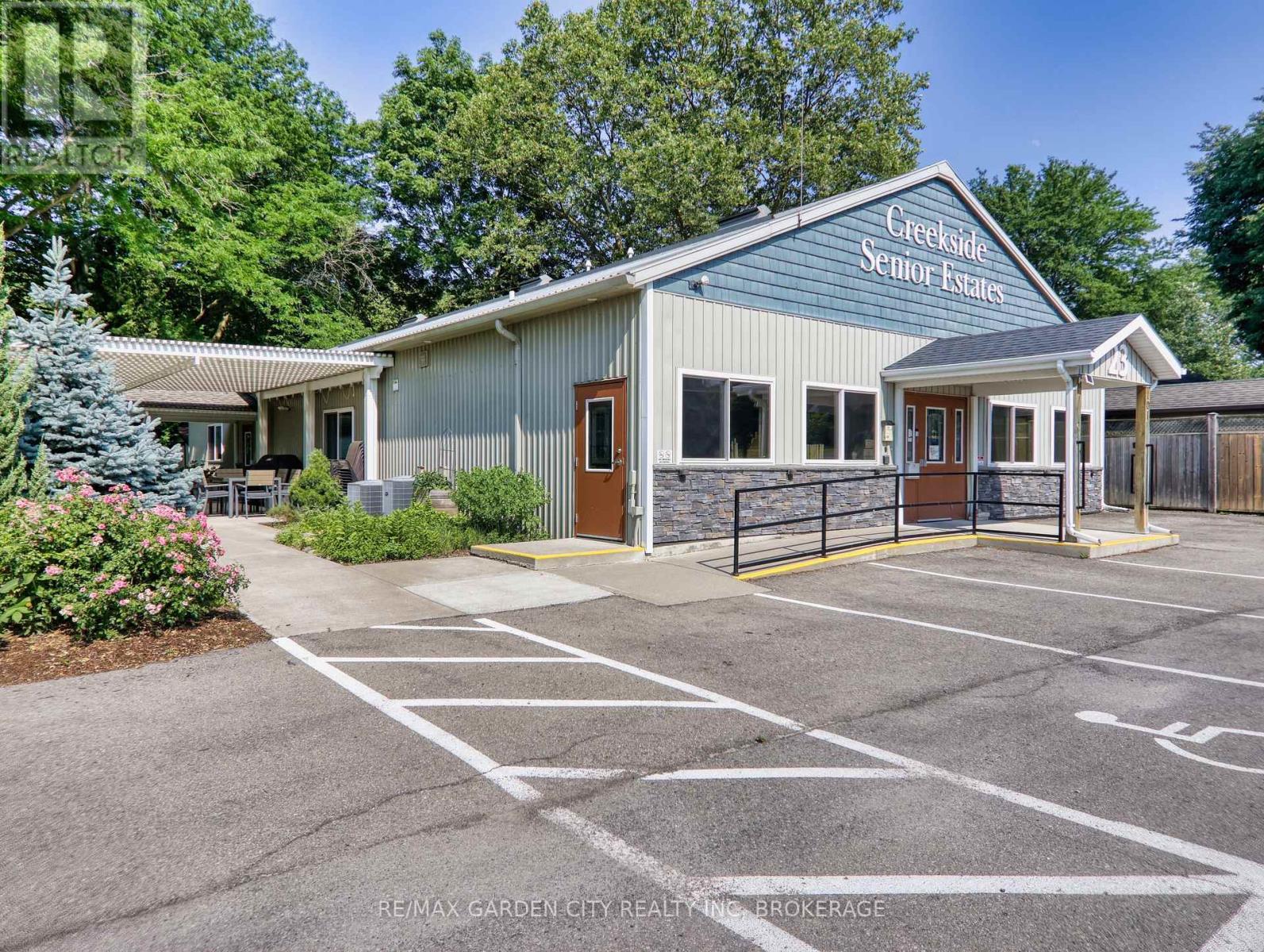 426 - 23 Four Mile Creek Road, Niagara-On-The-Lake, Ontario  L0S 1J1 - Photo 23 - X12266989
