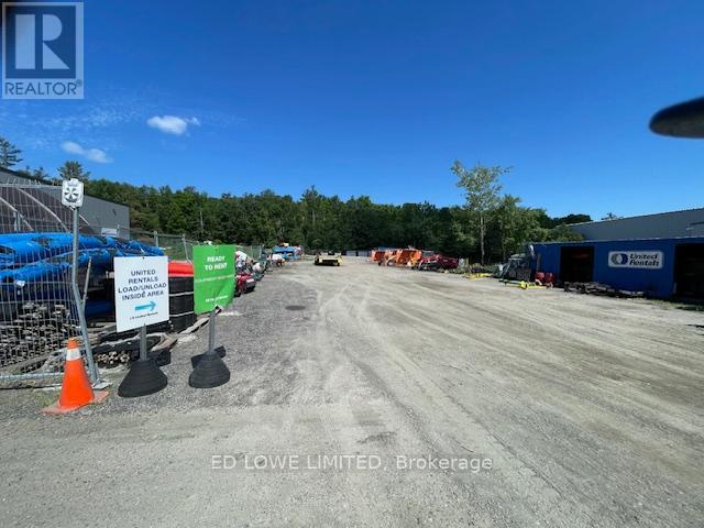 520 Ecclestone Drive, Bracebridge (Muskoka (N)), Ontario  P1L 1R2 - Photo 11 - X12266833