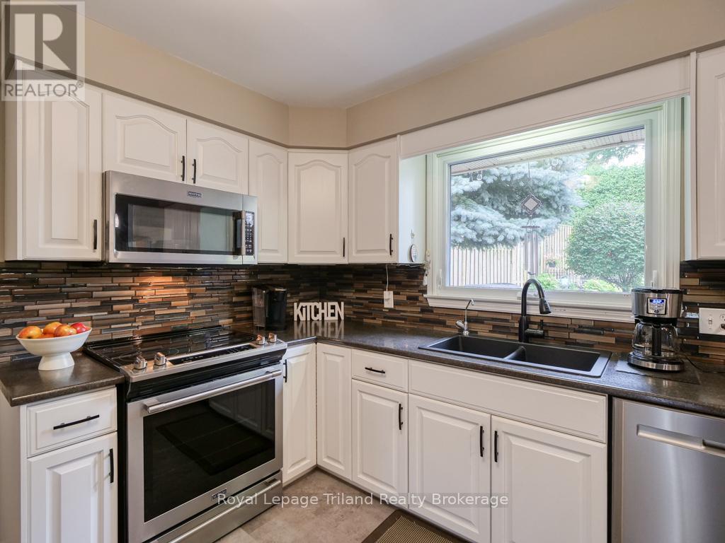 262 Alder Road, Ingersoll, Ontario  N5C 3Z2 - Photo 13 - X12267002