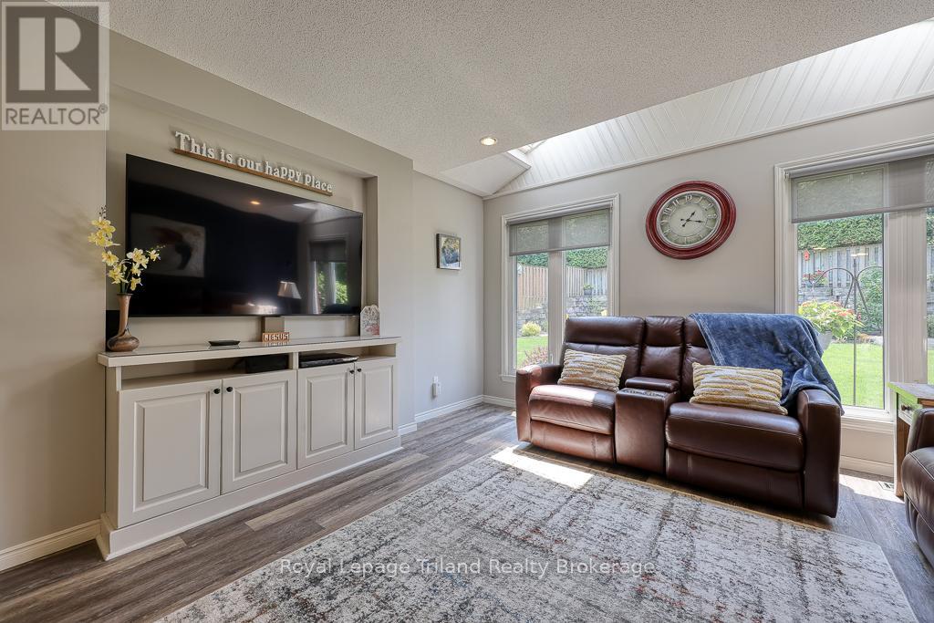 262 Alder Road, Ingersoll, Ontario  N5C 3Z2 - Photo 18 - X12267002