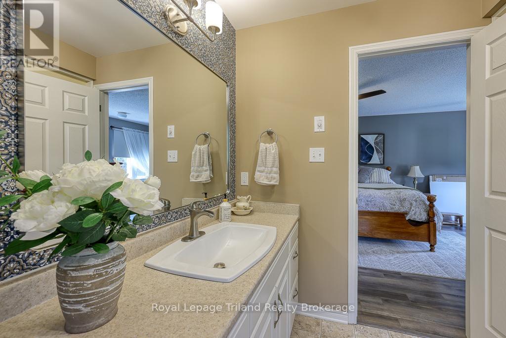 262 Alder Road, Ingersoll, Ontario  N5C 3Z2 - Photo 33 - X12267002