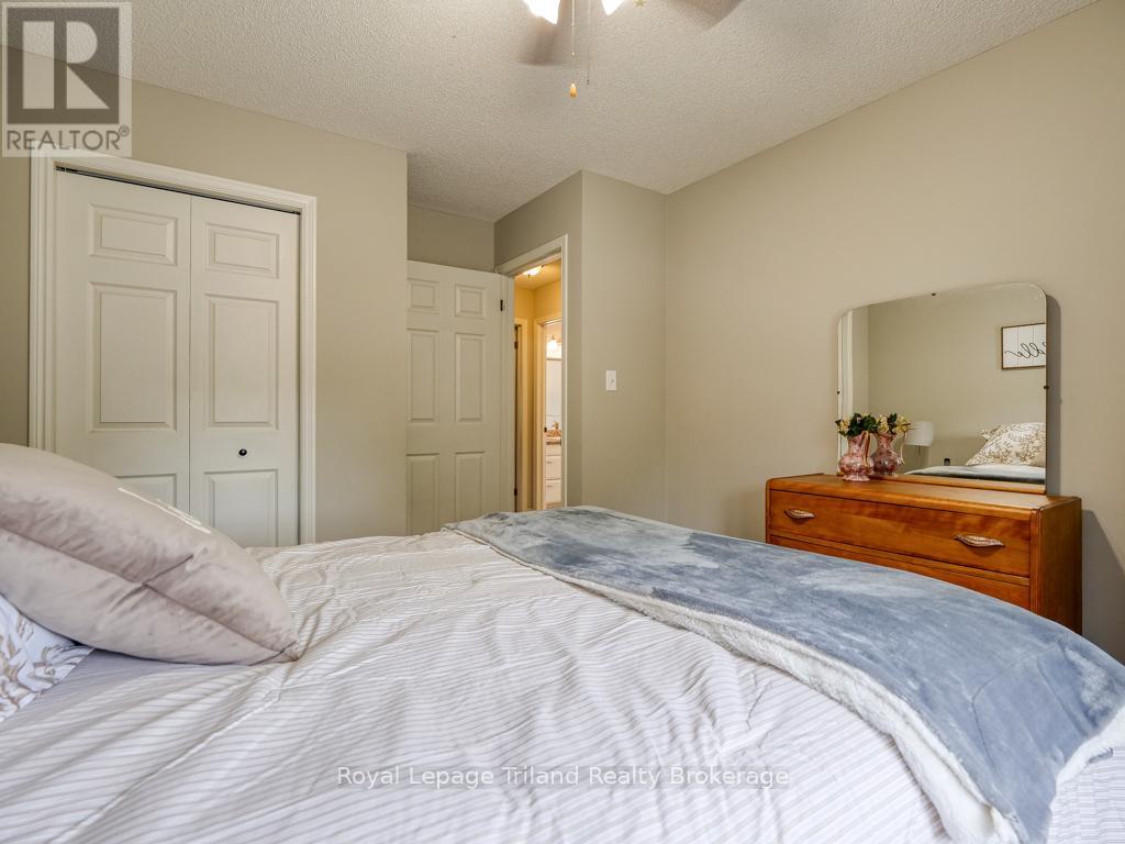 262 Alder Road, Ingersoll, Ontario  N5C 3Z2 - Photo 37 - X12267002